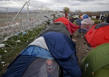  پناهجویان سوری در مرز مقدونیه و صربستان 