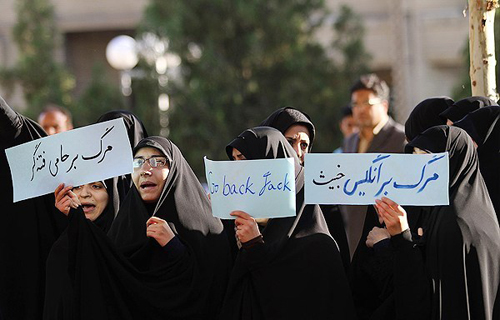 (تصاویر) استقبال دلواپسان اصفهان از 