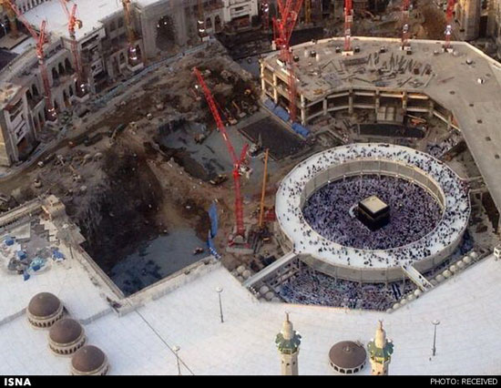 چنگال‌هایی که به تن زائران فرورفت + عکس