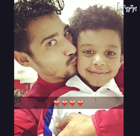سلفی جالب رضا قوچان نژاد با کودک کویتی/ عکس