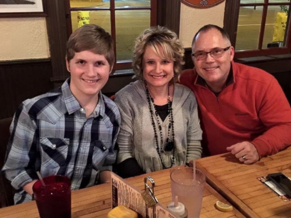 نجات معجزه‌آسای نوجوان ژیمناست