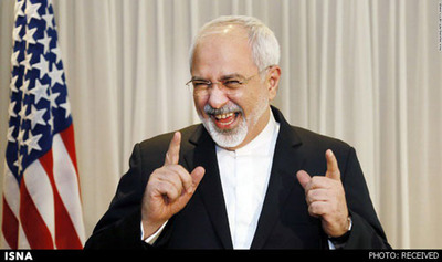 محمد جواد ظریف، وزیر خارجه ایران به مرد لبخندهای دیپلماتیک معروف است.