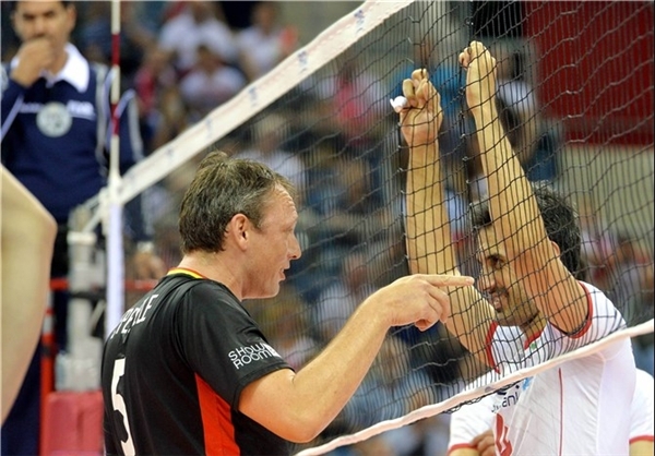 گفت‌وگو به سبک پاسورها + عکس