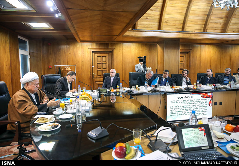 پایگاه تحلیلی خبری نامه نیوز