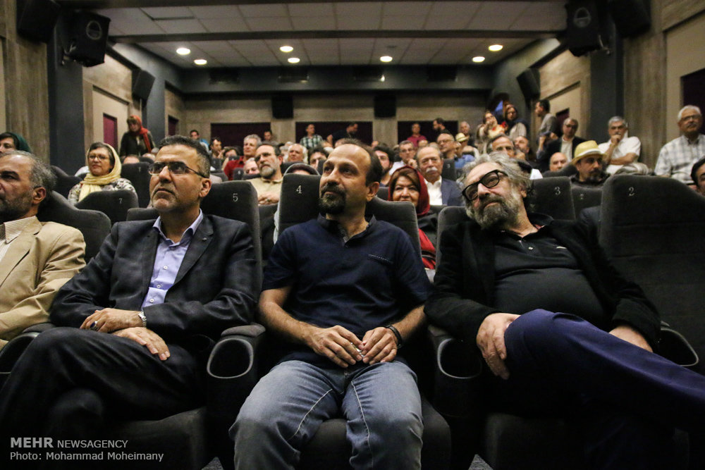 حضور ایوبی در مراسم تجلیل از فرهادی/ عکس