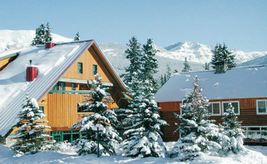 هتلی بی نظیر در میان کوهها+تصاویر