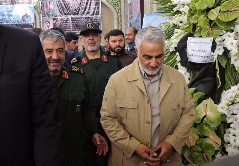 حضور سرلشکر جعفری و سرلشکر سلیمانی در مراسم گرامیداشت شهید حججی + عکس