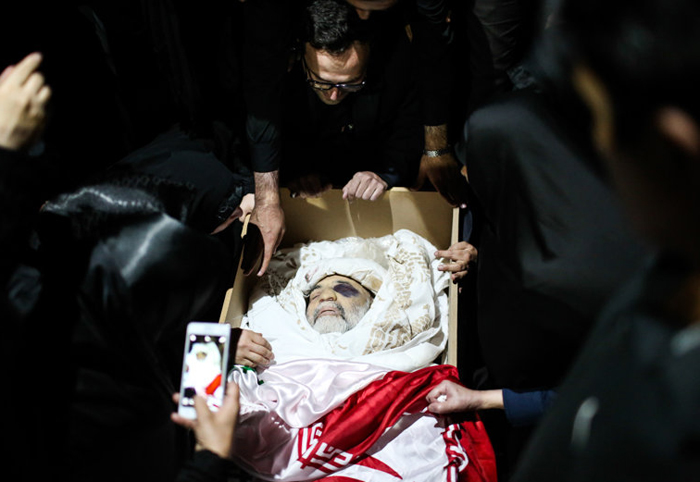 (تصاویر) وداع با پیکر شهید همدانی