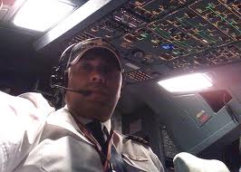 کدام خلبان ایرانی «ایرباس 380» را به تهران آورد +عکس