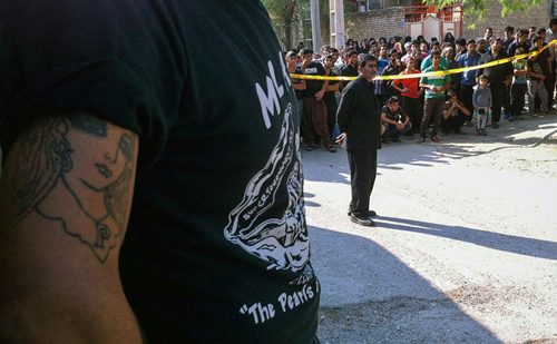 (تصاویر) پنهان‌کردن جسد برادر در چاه فاضلاب