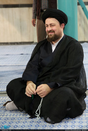 سید حسن خمینی نوه بنیان گذار جمهوری اسلامی ایران است.