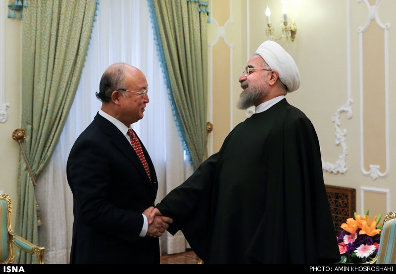 روحانی و آمانو در یک قاب/عکس