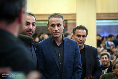 یحیی گل محمدی در مراسم ختم منصور پورحیدری