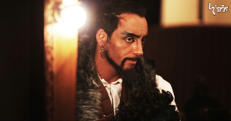 گریم عجیب امیرحسین رستمی در سکانسی از فیلم سریال شهرزاد/عکس