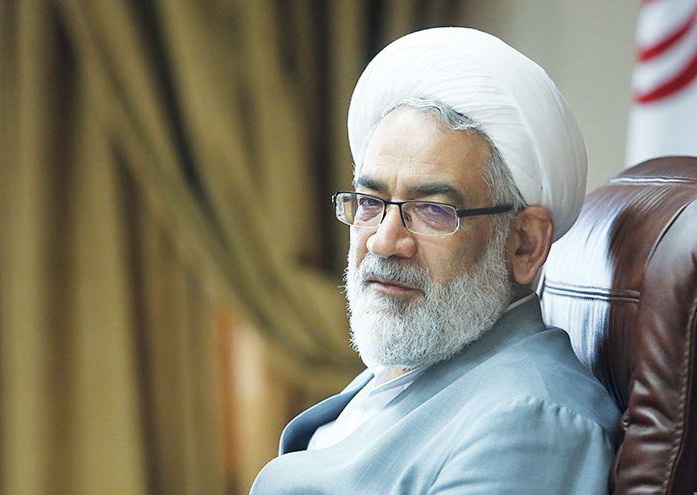 انتقاد تند دادستان کل کشور از وزیر ارتباطات: چرا سرمایه‌ای را که باید در تقویت شبکه‌های داخلی، جایگزین تلگرام و اینستاگرام جهنمی باشد، صرف نمی‌کنید؟/ این فریاد را کجا ببریم؟!