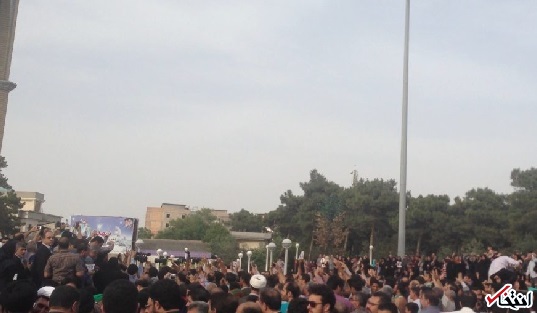 استقبال شدید از آیت الله سیدحسن خمینی در گرگان / استقبال بسیار مردم مانع حرکت اتومبیل «سیدحسن» شد