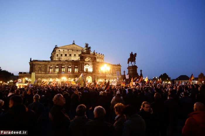 (تصاویر) راهپیمایی علیه مرکل و مهاجران