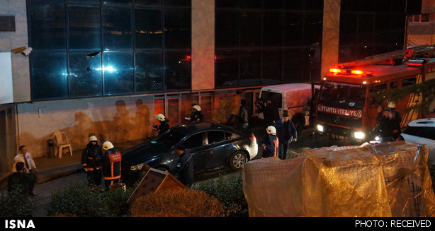 حمله به دفاتر دو روزنامه طرفدار اردوغان +عکس