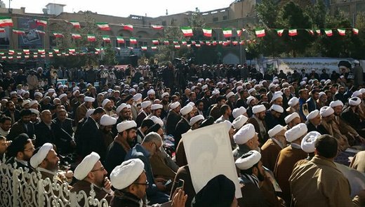 بیانیه علیه سران ۳ قوه در تجمع طلاب/ باز هم خودسرانه بود؟