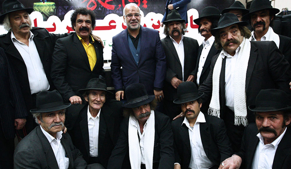 (تصاویر) حضور کلاه مخملی‌ها در همایش اصولگرایان