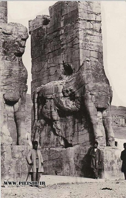 تخت جمشید یک قرن پیش/عکس