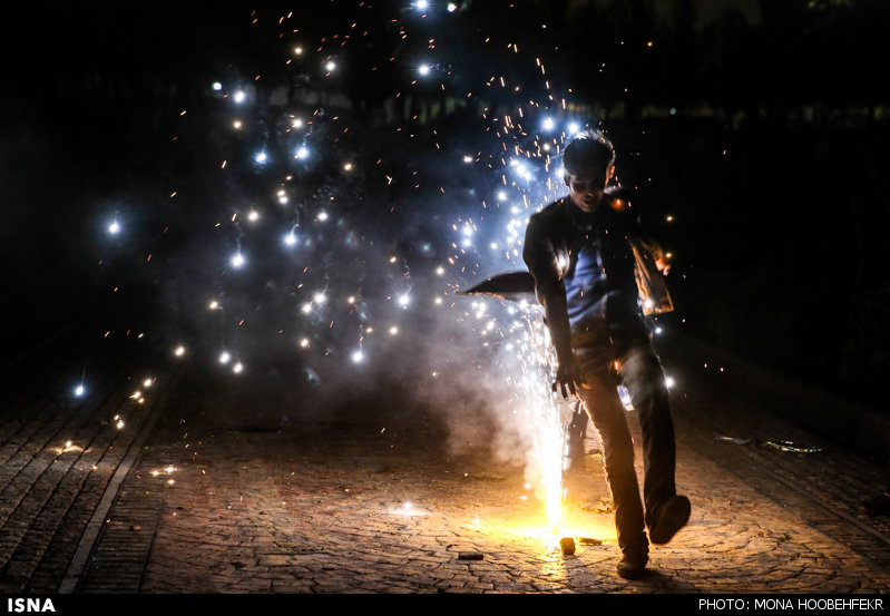 چهارشنبه سوری در تهران / تصاویر