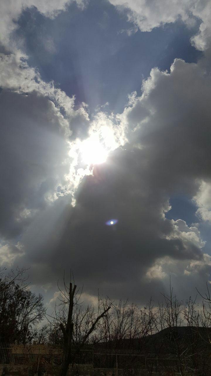 عکاسی حداد عادل از ابر و آفتاب را ببینید