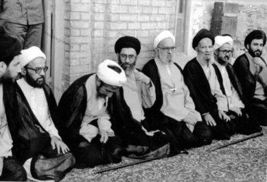 دیدار آیت الله خامنه‎ای با برخی علما و مدرسین حوزه علمیه قم در سال 1367 