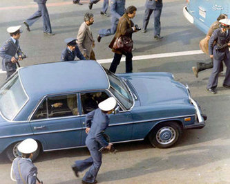  12 بهمن 57، لحظات اولیه ورود امام خمینی به ایران