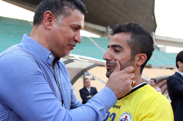 مبعلی در آغوش دایی/عکس