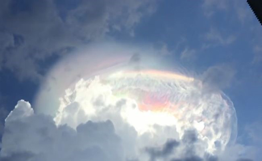 پدیده عجیب در جهان، شکاف درآسمان کاستاریکا ! + عکس