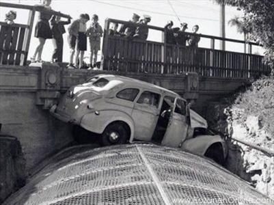 اولین تصادف در ایران در سال 1307/عکس