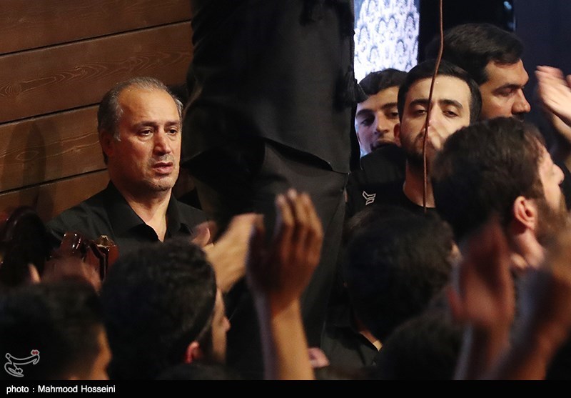 عزاداری تاج در هیئت نمداح معروف تهران/عکس