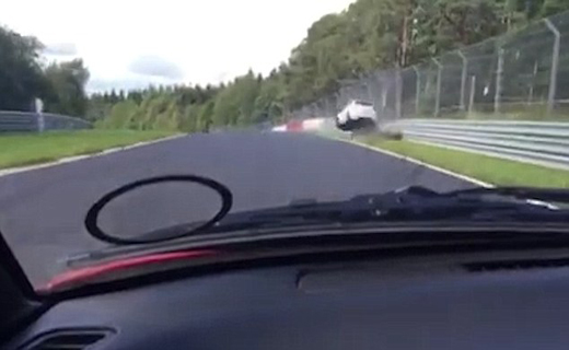 نجات معجزه آسای راننده پس از وازگون شدن+ تصاویر