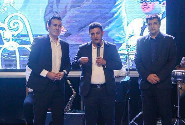 قلعه نویی در کنسرت خواننده معروف آذری زبان/ عکس