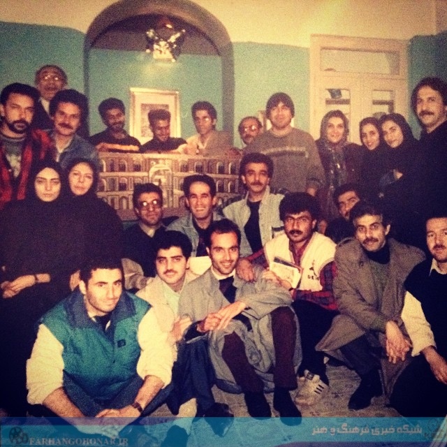 عکسی قدیمی از پشت صحنه‌ یک سریال دهه هفتادی