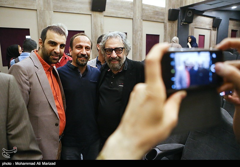 فرهادی در کنار کیمیایی و پسرش/ عکس