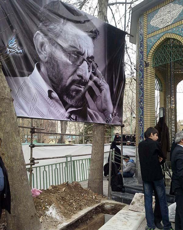 مزار سلحشور را ببینید/عکس