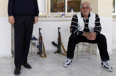 از هر 100 شهروند قبرسی نیز 36.4 نفر سلاح در اختیار دارند.