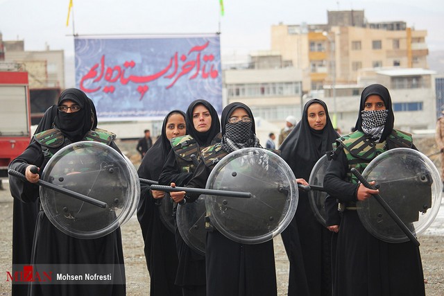 بانوان بسیجی در زرمایش راهیان بیت المقدس/عکس