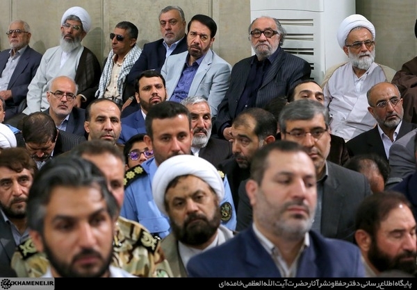 بازیگر و کارگردان معروف در دیدار با مقام معظم رهبری/ عکس