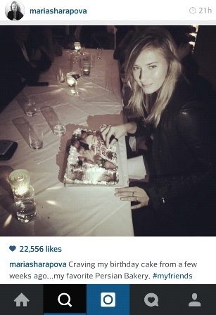 ماریا شارپوا و کیک ایرانی مورد علاقه اش/عکس