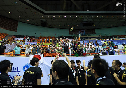 عکس/ تماشاگران زن ژاپنی در آزادی