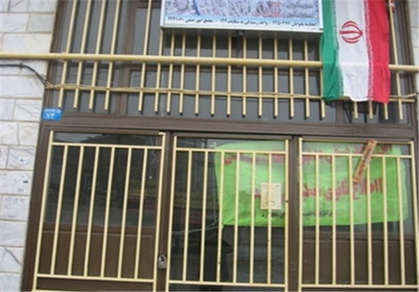 پیدا شدن دم مارمولک در نان/تصاویر