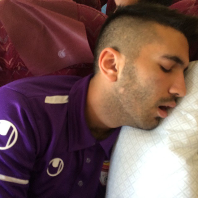 عکاسی اسکوچیچ از خواب شاگردانش