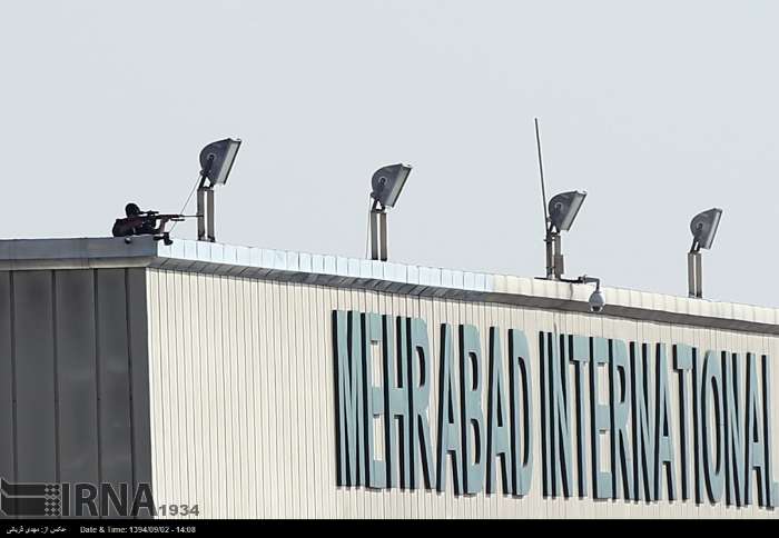 تک تیرانداز در مهرآباد هنگام ورود پوتین/عکس