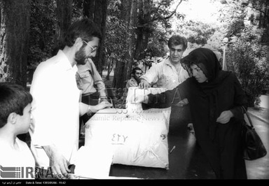 همه پرسی سال 68