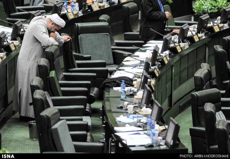 عصبانیت رسایی از تصویب برجام/عکس