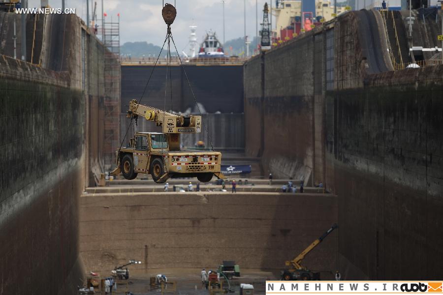 نگهداری روزانه از کانال پاناما/ عکس