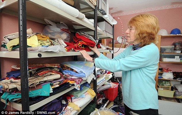 این خانم انگلیسی خسیس‌ترین فرد شناخته شده / این خانم به ناخن خشکی خود می‌نازد!!!